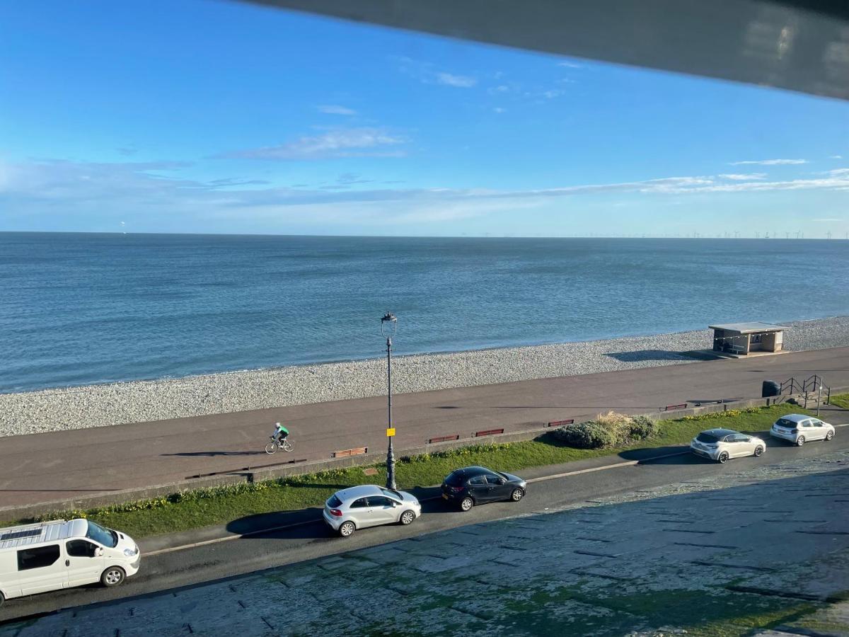 Glan Y Mor (adults Only) Лландидно